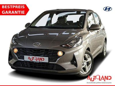 Grau Gebraucht 2022 Hyundai i10 Trend Kleinwagen | 16.490 € (Etwas zu teuer)