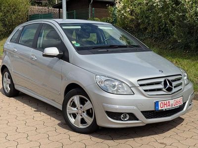 Mercedes B200