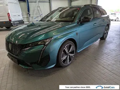 Gebraucht Peugeot 308 GT-line 131 PS (96 kW) 2024 Grün Limousine