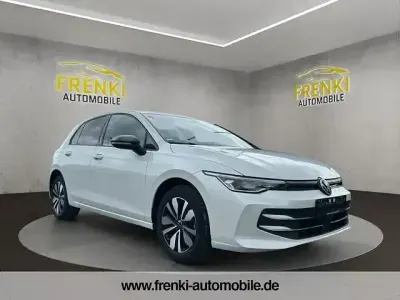 Gebraucht VW Golf VIII Goal 150 PS (110 kW) 2024 Weiß Limousine