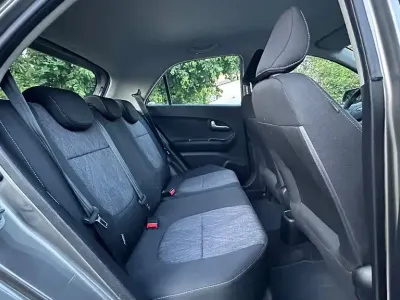 Gebraucht Kia Picanto Edition 7 69 PS (50 kW) 2013 Silber Kleinwagen