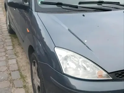 Gebraucht Ford Focus 90 PS (66 kW) 2004 Grau Kombi