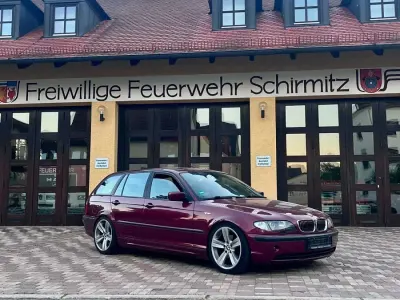 Gebraucht BMW 320 150 PS (110 kW) 2004 Rot Kombi