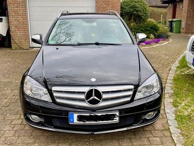 Second-hand Mercedes C180 156 CP (114 kW) 2008 Negru Berlinǎ