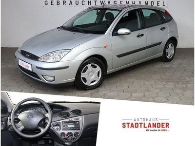 Second-hand Ford Focus Finesse 101 CP (74 kW) 2002 Argintiu Berlinǎ