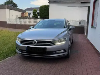 Gebraucht VW Passat Comfortline 190 PS (139 kW) 2019 Kombi