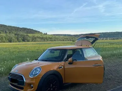 Gebraucht Mini ONE 102 PS (75 kW) 2016 Orange Kleinwagen