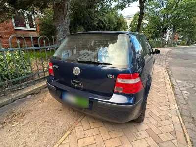 Gebraucht VW Golf IV 101 PS (74 kW) 2002 Blau Kleinwagen