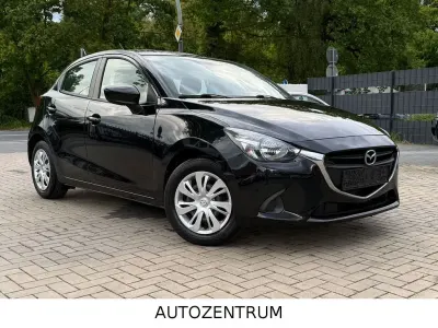 Gebraucht Mazda 2 Center-Line 75 PS (55 kW) 2015 Schwarz Limousine