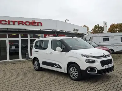 Gebraucht Citroën Berlingo Feel 131 PS (96 kW) 2019 Weiss Van / Kleinbus
