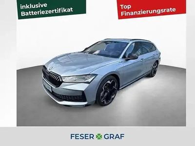Gebraucht Skoda Superb 150 PS (110 kW) 2025 Aluminiumsilber metallic Kombi