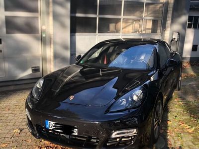 gebraucht Porsche Panamera GTS / Voll / All Black