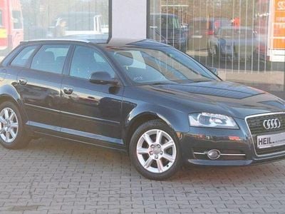 Gebraucht Audi A3 Ambiente 105 PS (77 kW) 2011 Blau Kleinwagen