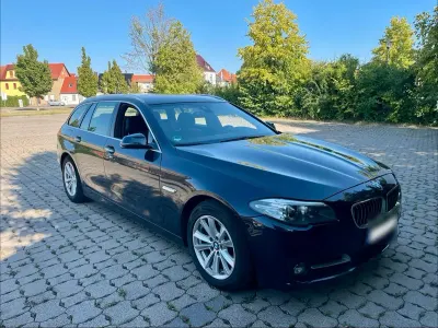 Gebraucht BMW 520 190 PS (139 kW) 2015 Blau Kombi
