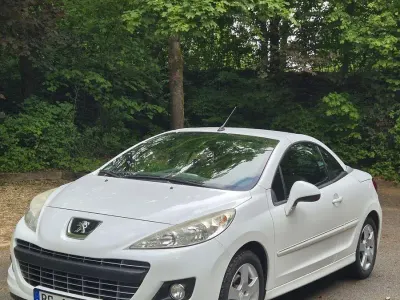 Occasion Peugeot 207 CC Urban Move 120 PK (88 kW) 2012 Wit Cabriolet