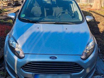 Gebraucht Ford Fiesta 81 PS (59 kW) 2013 Grau Kleinwagen