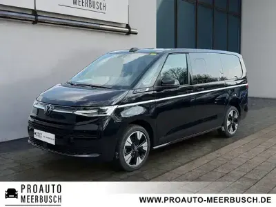 Gebraucht VW Multivan Style 150 PS (110 kW) 2023 Deep black perleffekt Van / Kleinbus
