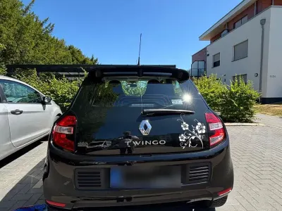 Gebraucht Renault Twingo Life 69 PS (50 kW) 2017 Schwarz Kleinwagen