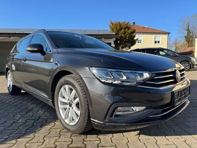Gebraucht VW Passat Business 122 PS (89 kW) 2022 Grau Kombi