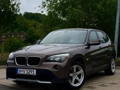 Gebraucht BMW X1 150 PS (110 kW) 2011 Braun SUV