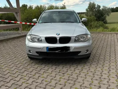 Gebraucht BMW 118 Basis 122 PS (89 kW) 2004 Silber Kleinwagen