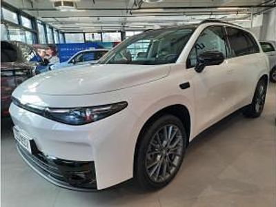 Neu Leapmotor C10 215 PS (158 kW) 2025 Weiß (pearly white) SUV