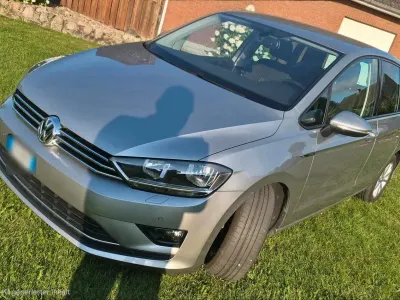 Gebraucht VW Golf Sportsvan LOUNGE 86 PS (63 kW) 2016 Silber Van / Kleinbus