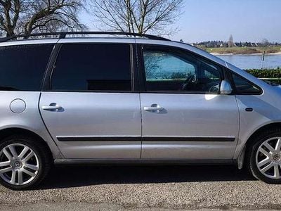 VW Sharan