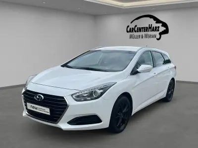 Gebraucht Hyundai i40 135 PS (99 kW) 2018 Weiß Kombi