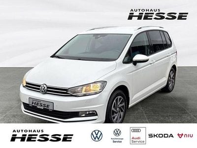 Weiß Gebraucht 2017 VW Touran Sound Van / Kleinbus | 19.930 € (Guter Preis)