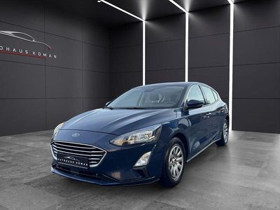 Gebraucht Ford Focus Cool & Connect 95 PS (69 kW) 2019 Blazer blue Limousine