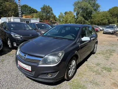 Gebraucht Opel Astra Innovation 116 PS (85 kW) 2009 Blau Limousine