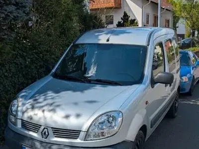 Gebraucht Renault Kangoo 82 PS (60 kW) 2005 Silber Van / Kleinbus