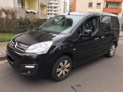 Gebraucht Citroën Berlingo PureTech 110 PS (80 kW) 2018 Schwarz Van / Kleinbus
