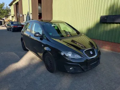 Gebraucht Seat Altea 125 PS (91 kW) 2011 Schwarz Van / Kleinbus