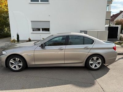 Beige Gebraucht 2011 BMW 528 Limousine | 4.500 €
