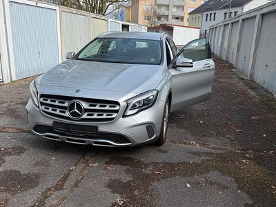 Occasion Mercedes GLA200 156 PK (114 kW) 2017 Zilver SUV