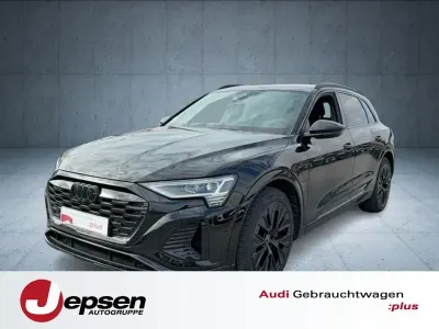 Gebraucht Audi Q8 e-tron S-Line 250 kW (340 PS) 2023 Mythosschwarz metallic (metallic) SUV