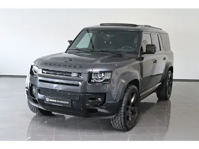 Gebraucht Land Rover Defender SE Dynamic 300 PS (220 kW) 2023 Grau carpathian grey metallic (metallic) SUV