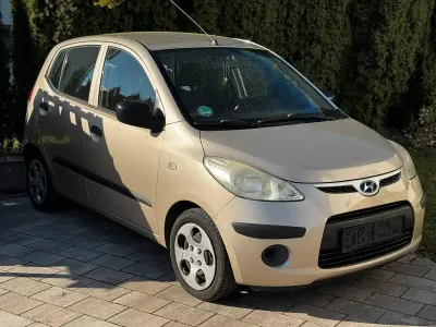 Usata Hyundai i10 77 CV (56 kW) 2009 Beige Utilitaria