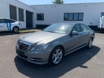 Gebraucht Mercedes E350 231 PS (169 kW) 2011 Silber Limousine