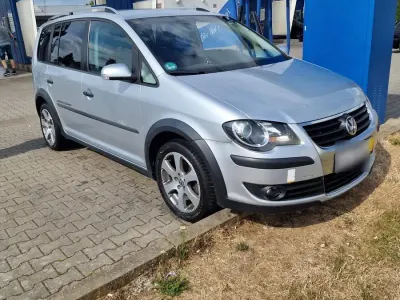 Gebraucht VW Touran 140 PS (102 kW) 2007 Silber Van / Kleinbus
