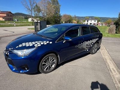 Usata Toyota Avensis Edition-S 143 CV (105 kW) 2016 Blu Station wagon