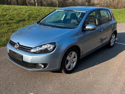 Gebraucht VW Golf VI Comfortline 105 PS (77 kW) 2010 Blau Kleinwagen