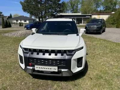Neu KGM Torres 163 PS (119 kW) 2026 Waa grand white SUV