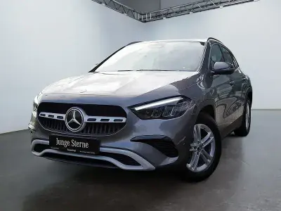 Brugt Mercedes GLA200 163 HK (119 kW) 2024 Grå SUV