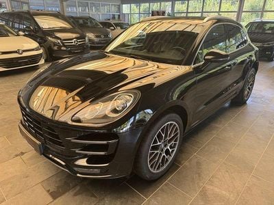 Schwarz Gebraucht 2015 Porsche Macan Turbo SUV | 20.500 €