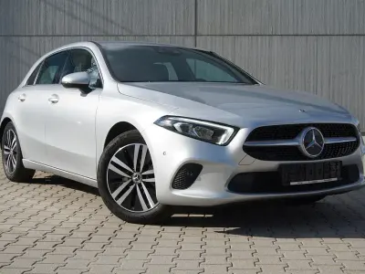 Gebraucht Mercedes A200 163 PS (119 kW) 2020 Iridiumsilber  metalliclack Limousine