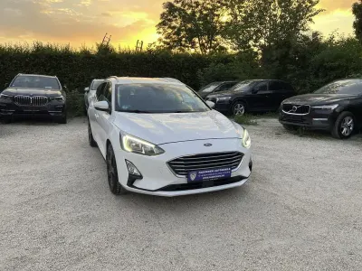 Gebraucht Ford Focus Cool & Connect 120 PS (88 kW) 2019 Weiß Limousine