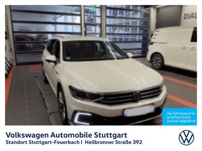 Oryxweiß perlmutteffekt Gebraucht 2020 VW Passat GTE Kombi | 26.530 € (Teuer)